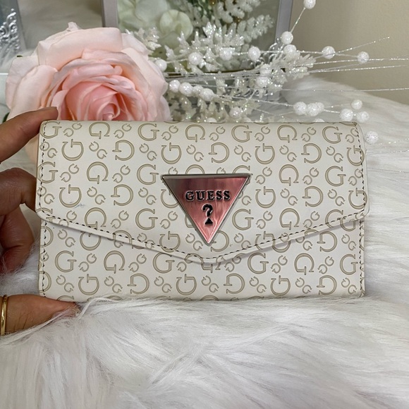 Guess Handbags - GUESS WOMEN’S CREAM WALLET